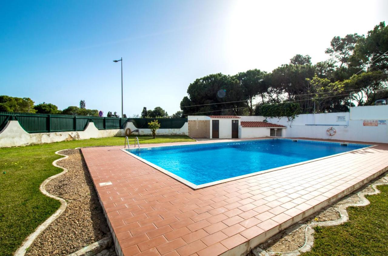 Ocean View Apartment - Pool And Sea View & Albufeira Center 외부 사진